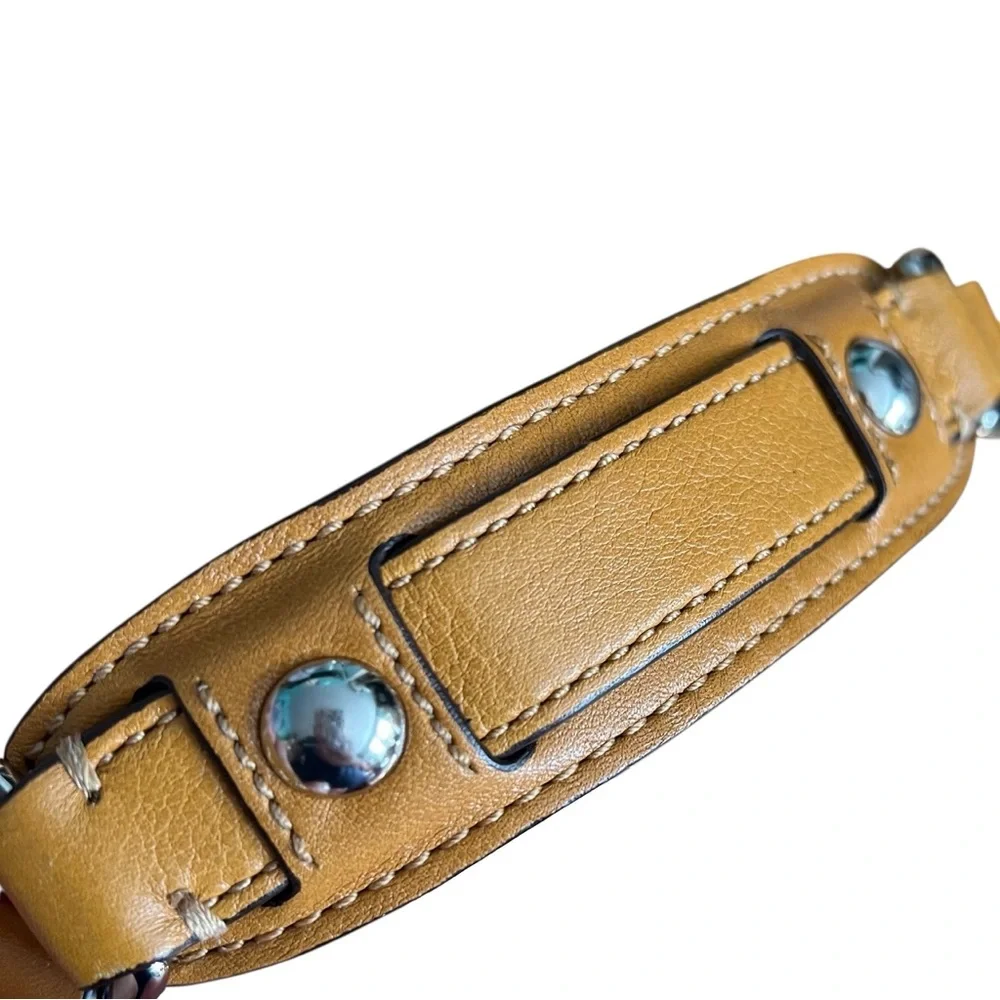 Coach classic leather